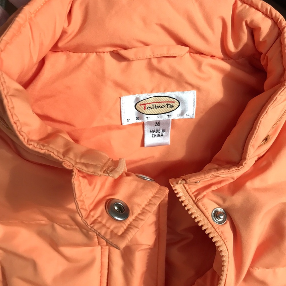 Talbots vest! Petite M Ladies! Zipper nylon hood!